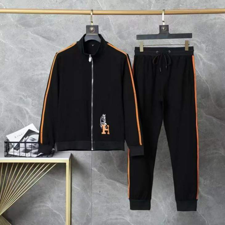 Picture of Hermes Sweater Suits _SKUHermesM-3XL8qx12040386
